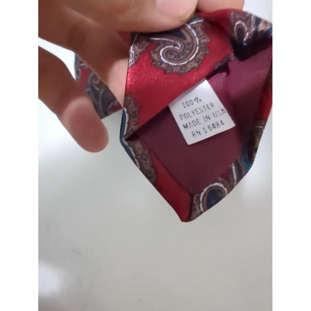 The‎ Men's Store Red Paisley Polyester Necktie Made in USA Vintage Style Tie